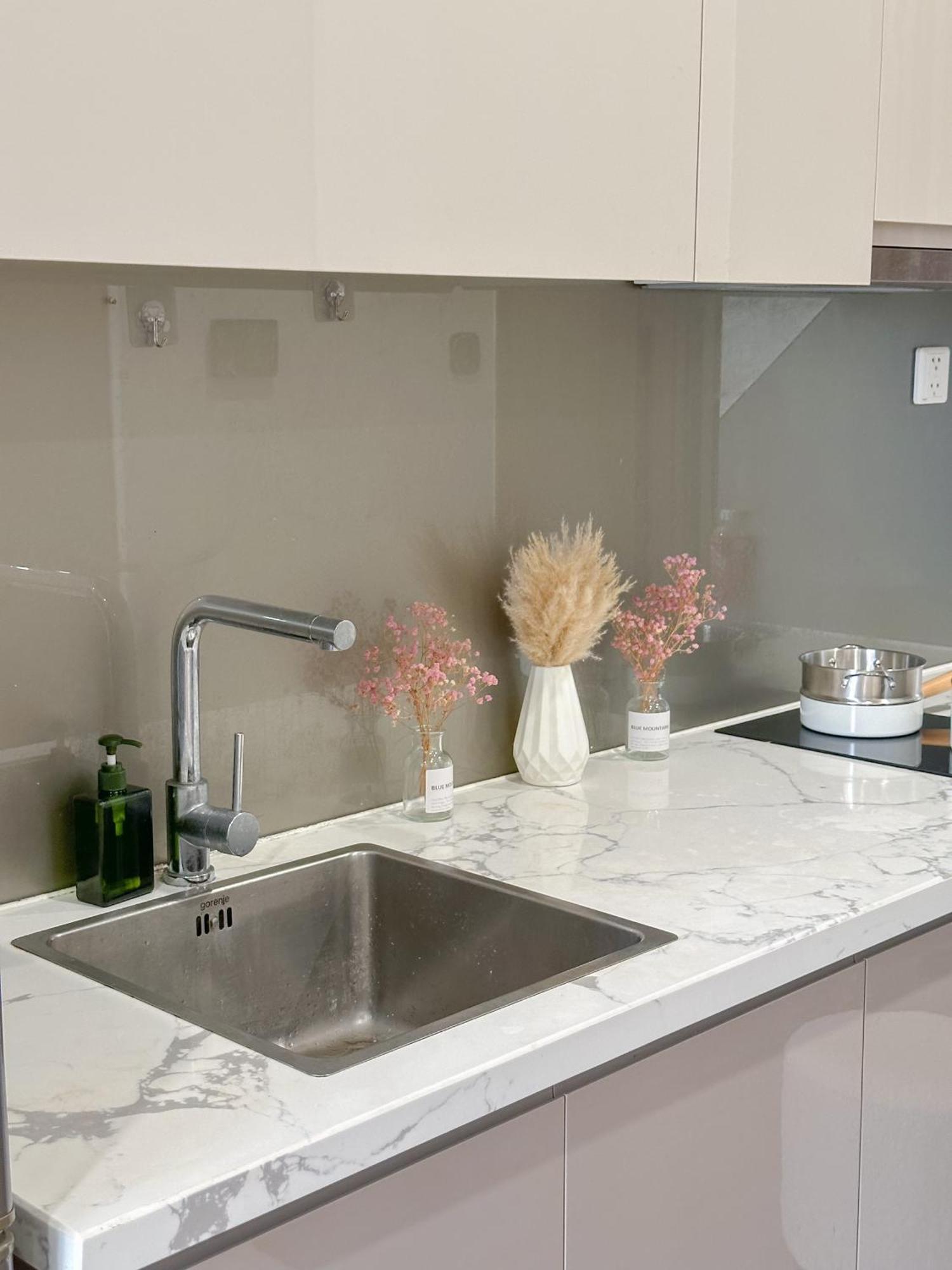 Bunnys Homes - Service Apartment Hanoi Buitenkant foto